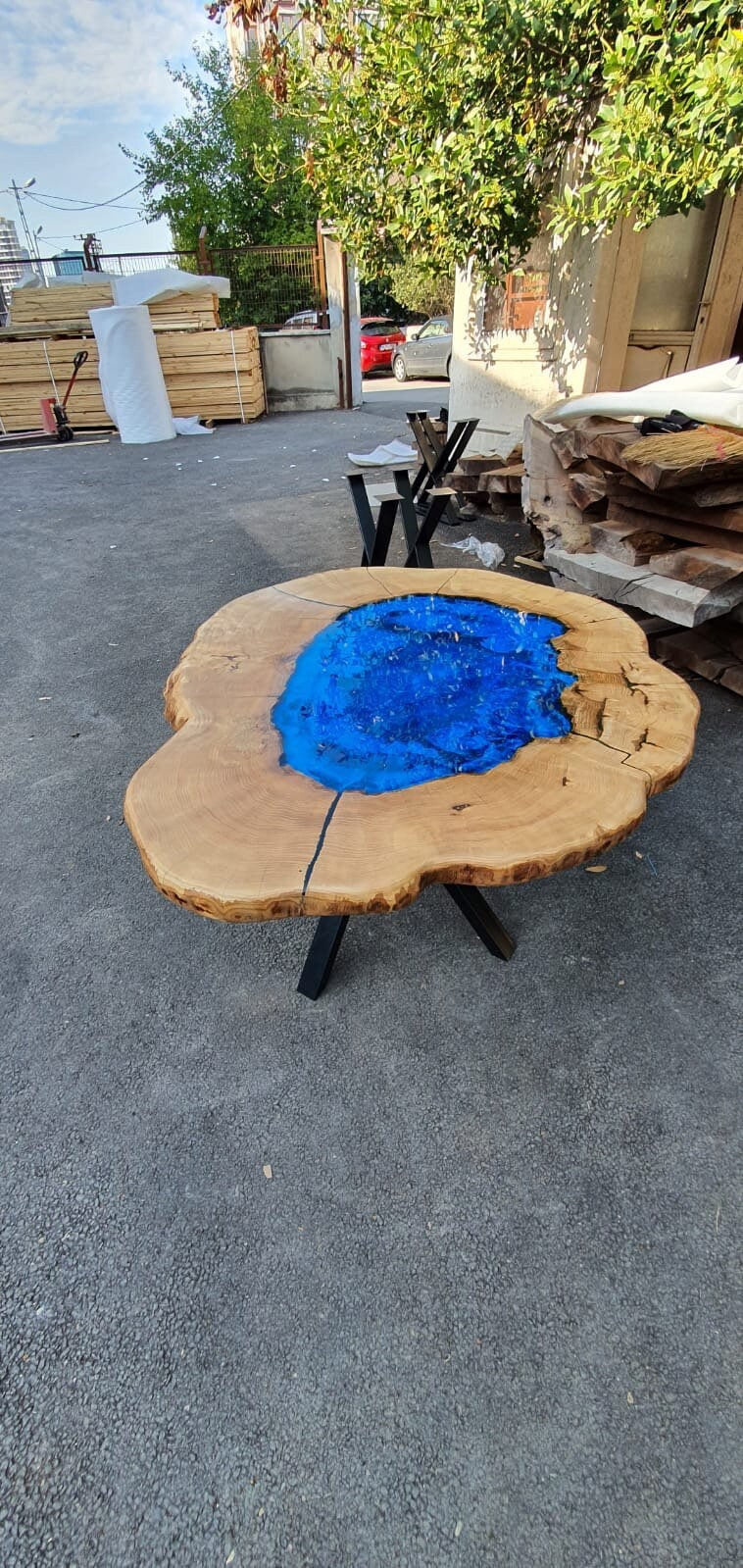 Round Dining Table, Custom Coffee Table, Epoxy Coffee Table, Custom 30" Oval Walnut Deep Blue Coffee Table, Live Edge Table, Order for VN