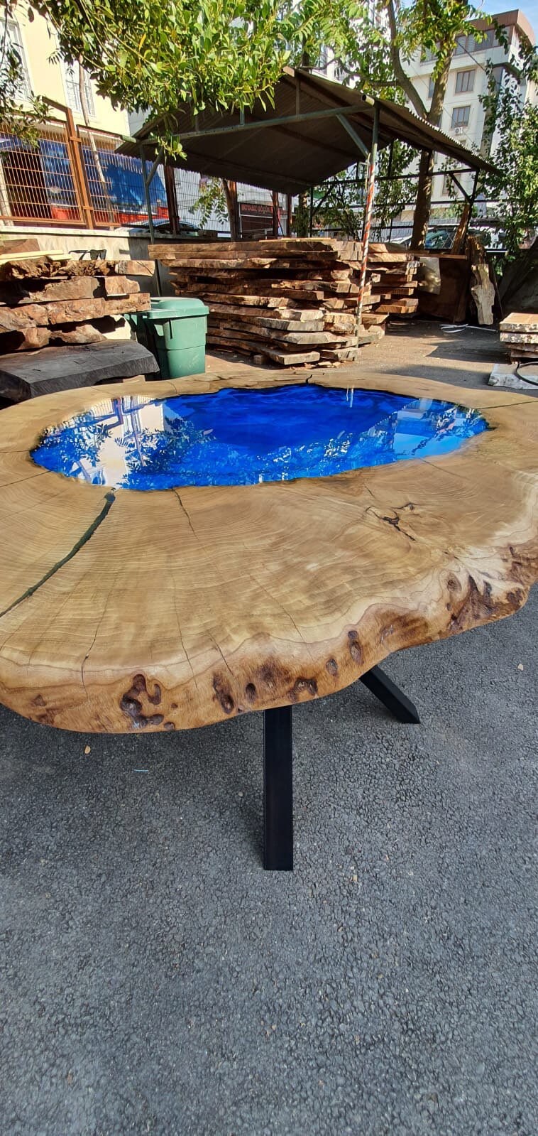 Round Dining Table, Custom Coffee Table, Epoxy Coffee Table, Custom 30" Oval Walnut Deep Blue Coffee Table, Live Edge Table, Order for VN