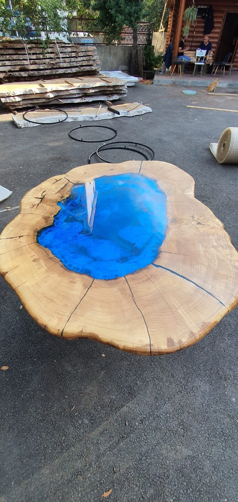 Round Dining Table, Custom Coffee Table, Epoxy Coffee Table, Custom 30" Oval Walnut Deep Blue Coffee Table, Live Edge Table, Order for VN