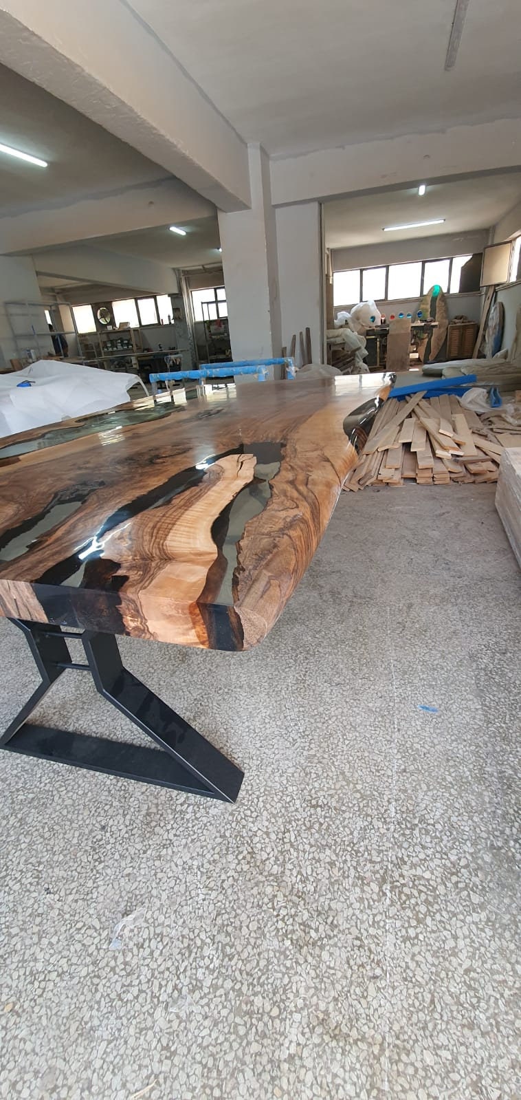 Custom Epoxy Resin Table, Custom 72" x 42" Walnut Table, Epoxy Wood Table, Resin Clear Table, Walnut Dining Table, Clear Epoxy Table Tampa