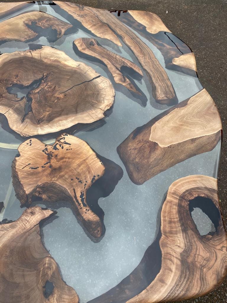 Round Dining Table, Custom 60” Diameter Round Walnut Table, Clear Epoxy Table, Epoxy Resin Table, Custom  Order for Brenne