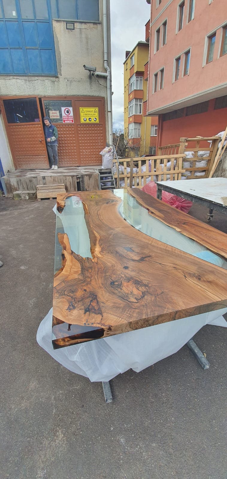 Walnut Dining Table, Custom 90” x 46”Epoxy Table, Epoxy Wood Table, Resin Table, Walnut Dining Table, Ultra Clear Epoxy Table Order for Jen