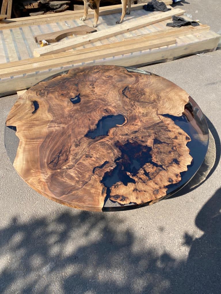 Epoxy Coffee Table, Epoxy Resin Coffee Table, Custom 50” Diameter Round Table, Walnut Wood Smokey Gray Table, Epoxy Dining Table Order for