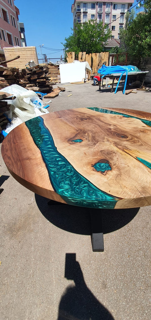 Live Edge Table, Custom 48” Diameter Round Walnut Wood Table, Emerald Green Epoxy Table, Epoxy Dining Table, Custom Order for Capacillo