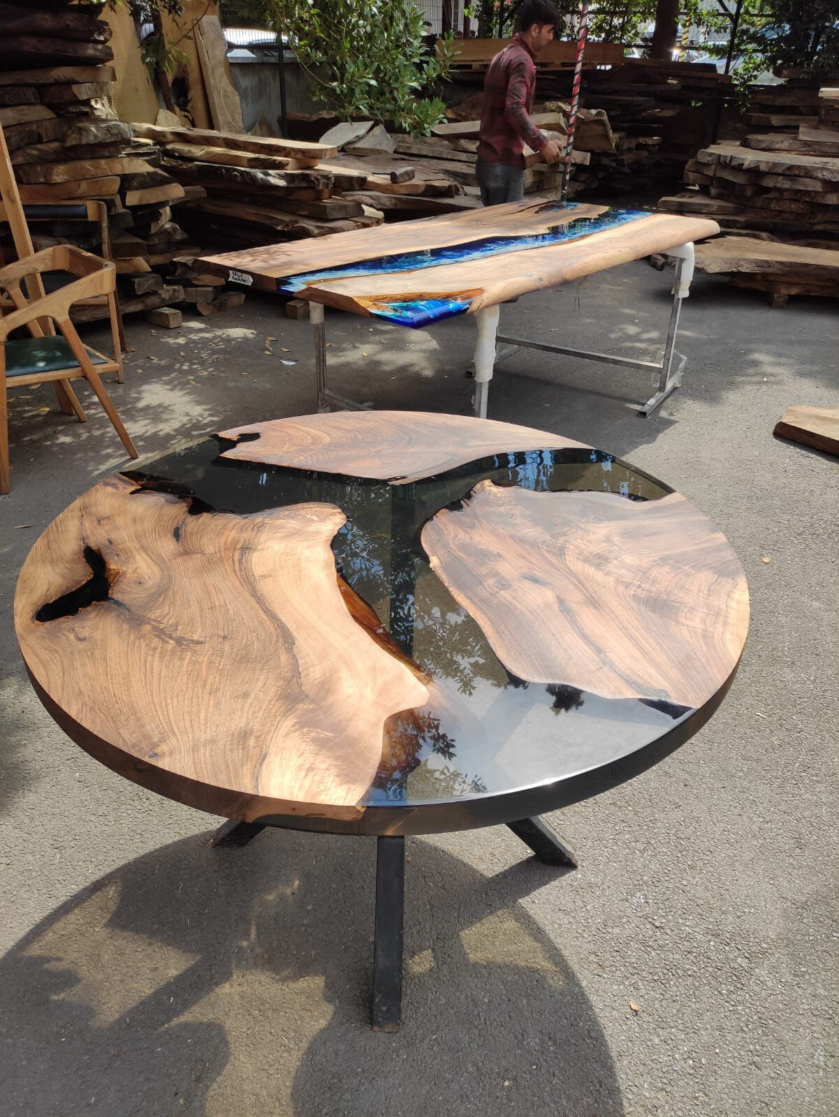 Epoxy Coffee Table, Epoxy Dining Table, Epoxy Resin Table, Custom 46” Diameter Round Walnut Wood Smokey Gray Epoxy Table Order for Sundarkia