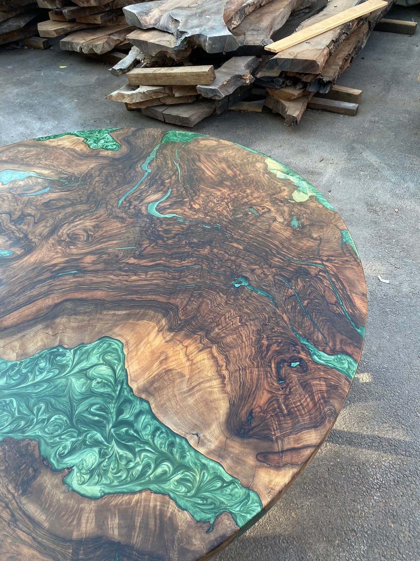 Round Dining Table, Custom 60” Diameter Round Walnut Wood Table, Emerald Green Epoxy Table, Epoxy Dining Table, Custom vOrder for Lai