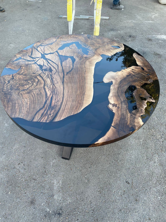 Epoxy Resin Coffee Table, Custom 40” Diameter Round Table, Aesthetic Black Epoxy Table for Tinabear